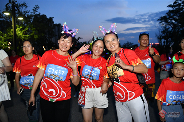 “体彩乐走 乐动楚雄”2024中国体育彩票健身徒步大会火热开走_新华网(图4) “体彩乐走 乐动楚雄”2024中国体育彩票健身徒步大会火热开走_新华网(图4)